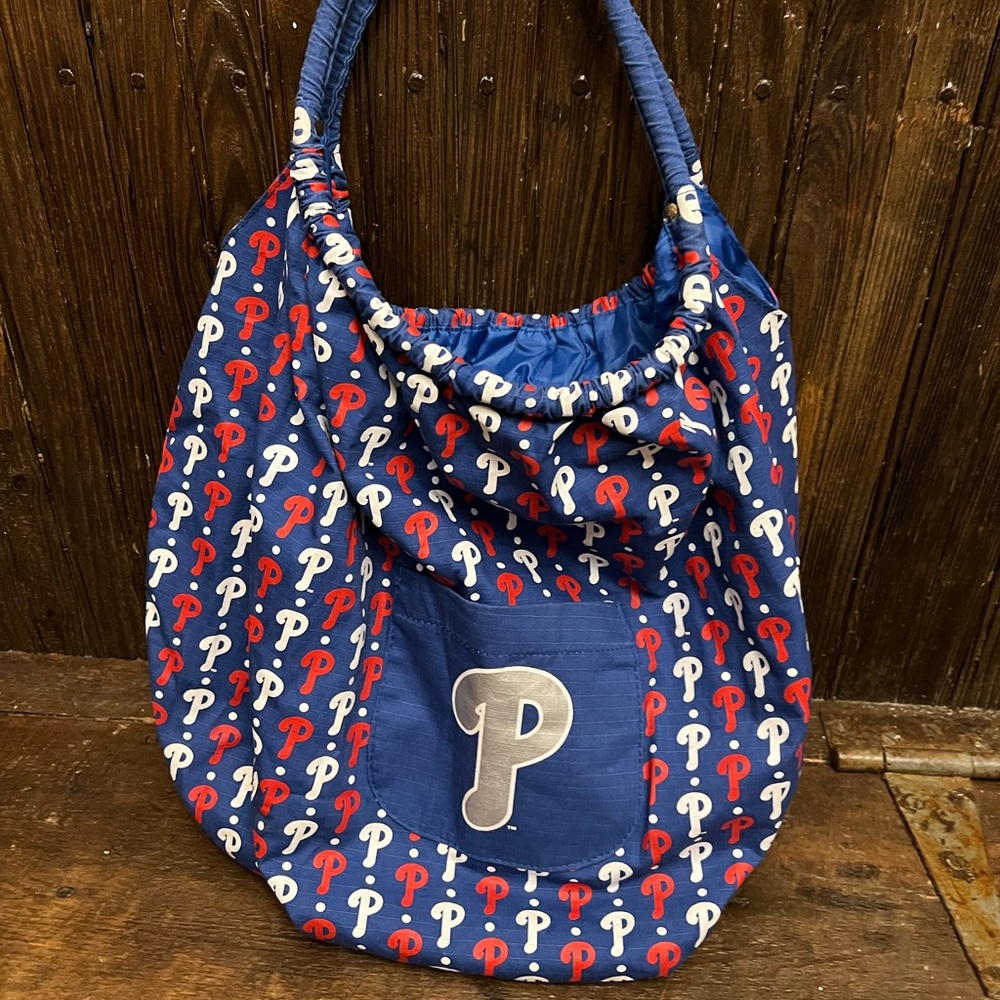 Like New Condition.  Phillies Purse/Bag